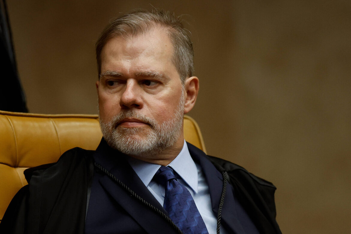 stf-nunca-investigou-integrantes-no-cargo;-entenda-o-que-diz-a-lei-sobre-impeachment-de-ministros