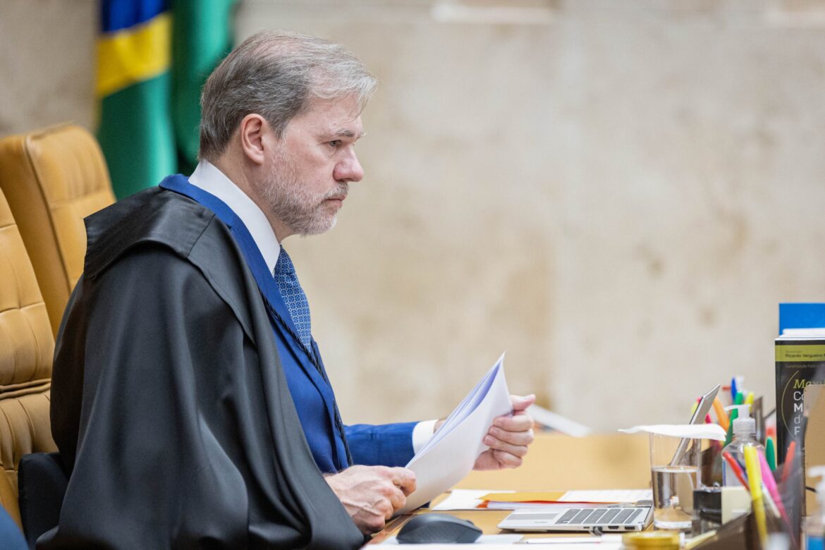 analise:-caso-master-periga-ressuscitar-a-“antipolitica”-as-vesperas-da-eleicao