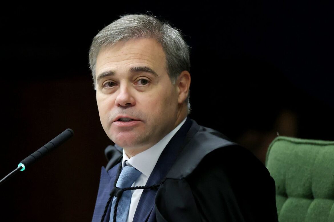 os-bastidores-da-reuniao-da-pf-com-andre-mendonca-sobre-o-caso-master