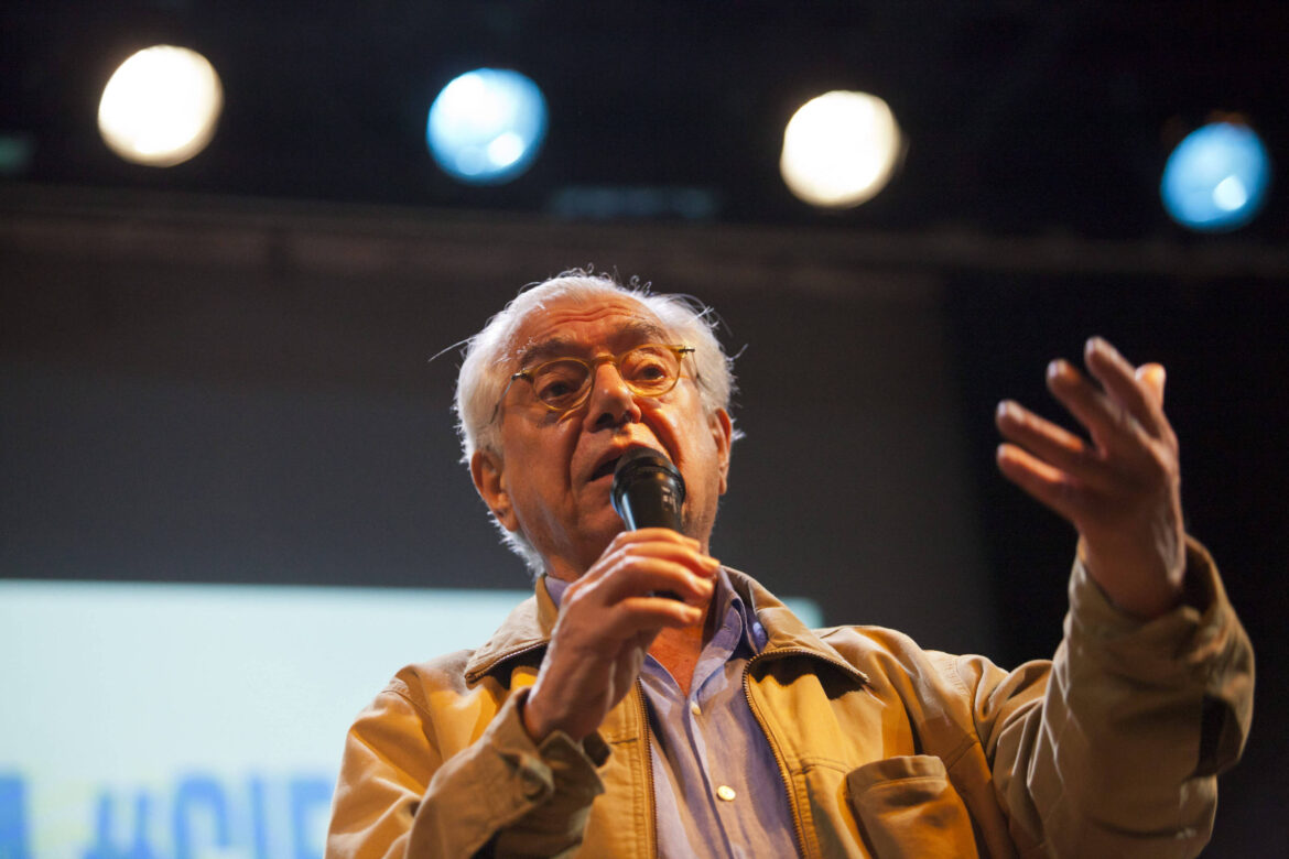 morre-jose-alvaro-moises,-cientista-politico-e-fundador-do-pt,-aos-81-anos