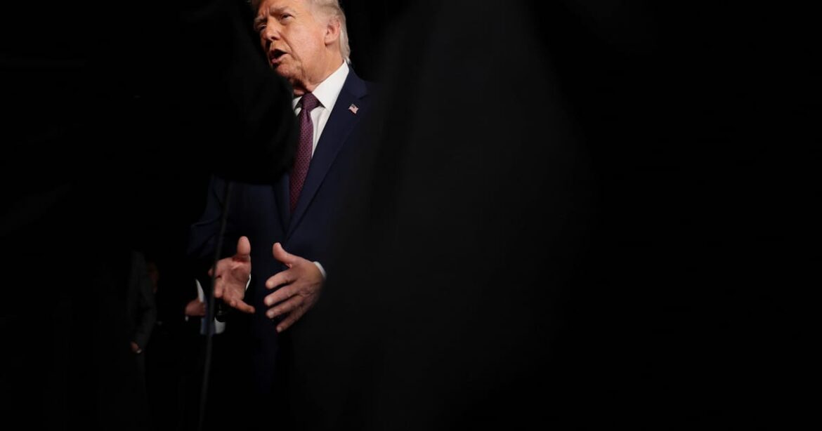 trump-esta-muito-ocupado-para-ser-reu,-mas-tem-bastante-tempo-para-processar
