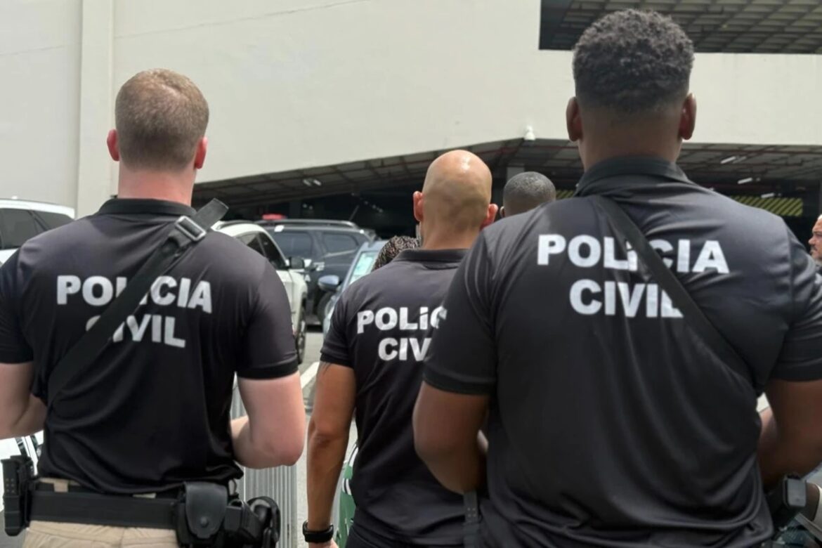 trio-e-preso-por-fraudar-maquina-e-dar-golpe-de-r$-10-mil-em-abadas