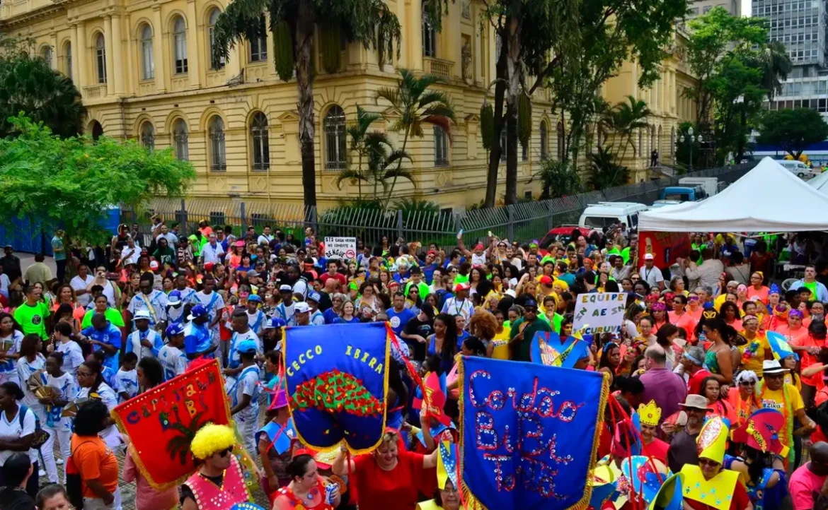bancada-feminista-do-psol-entra-na-justica-para-impedir-repressao-aos-blocos-de-carnaval-nao-cadastrados