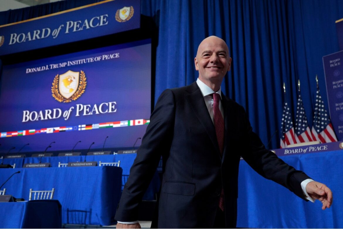 fifa-anuncia-us$-75-milhoes-para-projetos-do-conselho-da-paz-em-gaza