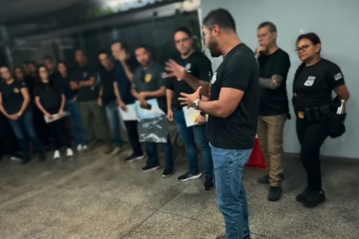 policia-mira-nucleo-politico-do-comando-vermelho-em-megaoperacao.-veja-video