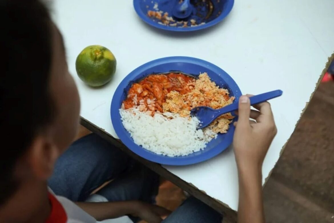 governo-reajusta-valor-de-repasses-por-aluno-para-merenda-escolar