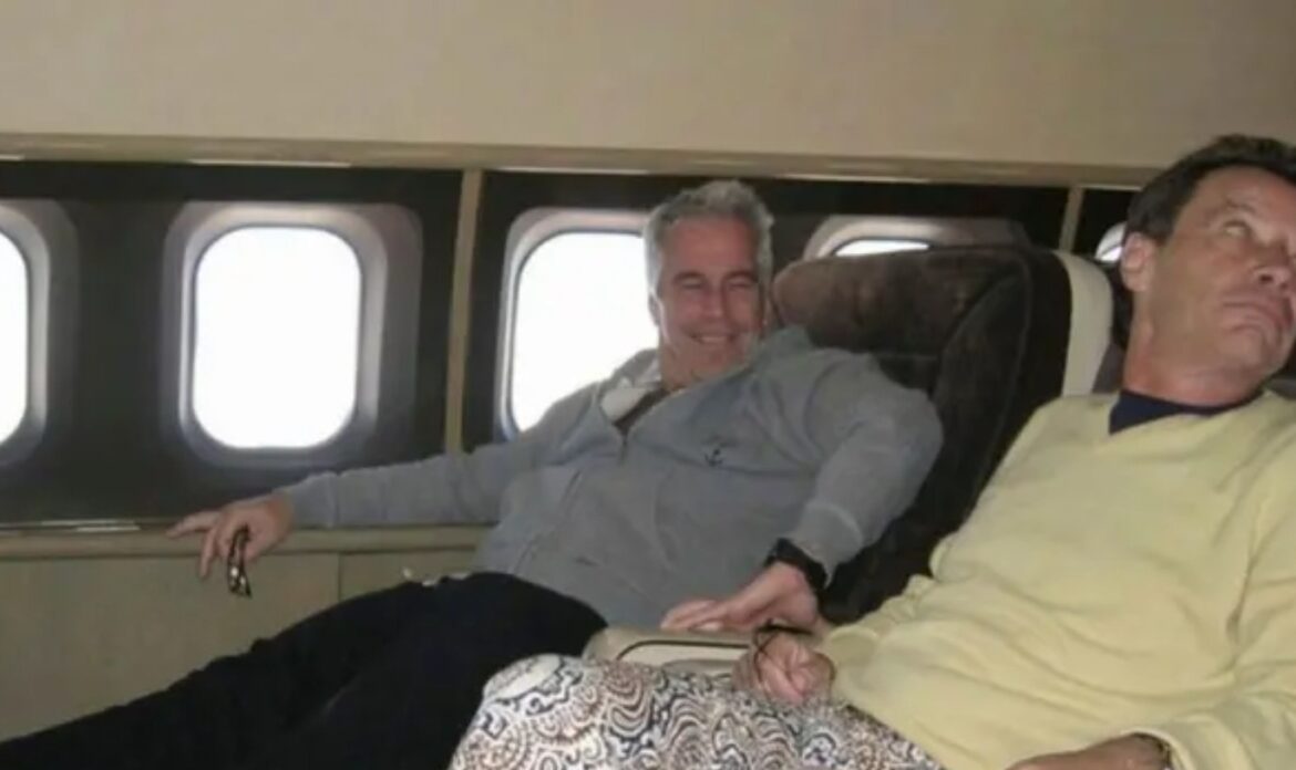 minha-mae-me-salvou:-a-modelo-brasileira-que-escapou-de-recrutador-de-epstein
