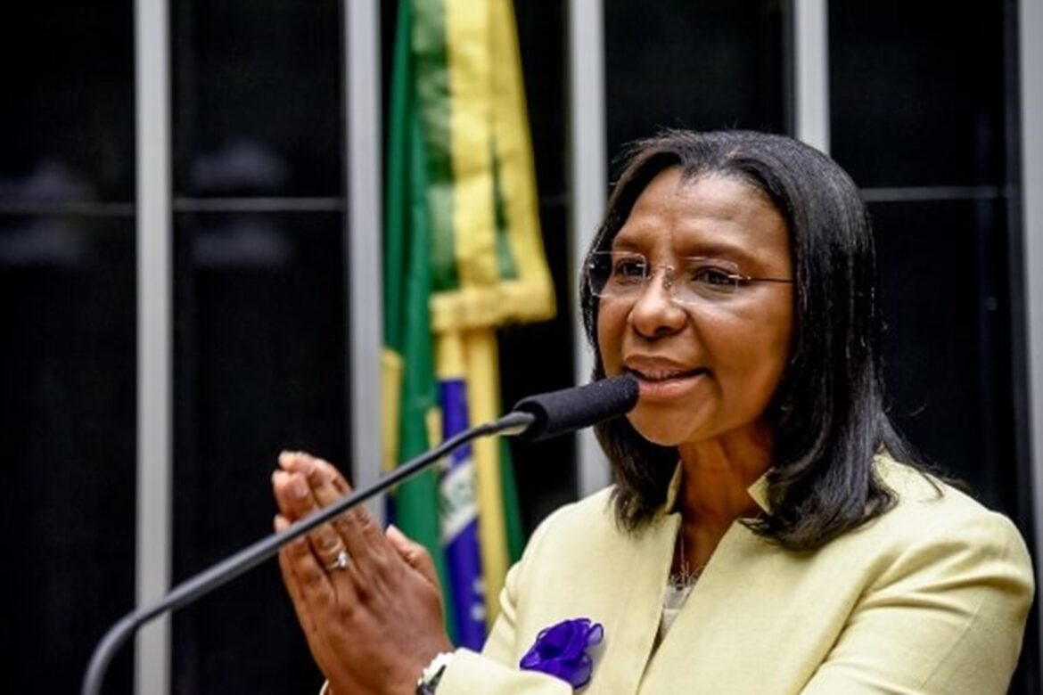 estupro-coletivo-no-rj:-secretaria,-chefe-do-pai-de-suspeito,-faz-nota-e-e-desmentida