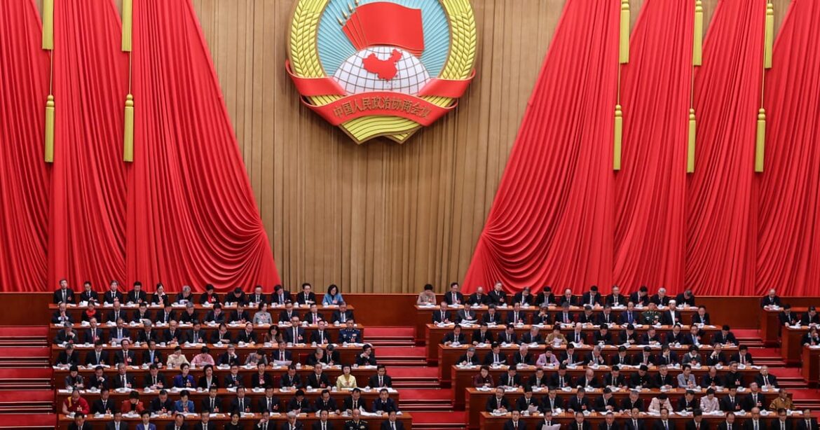 china-intensifica-corrida-tecnologica-com-os-eua-a-medida-que-desequilibrios-economicos-se-aprofundam