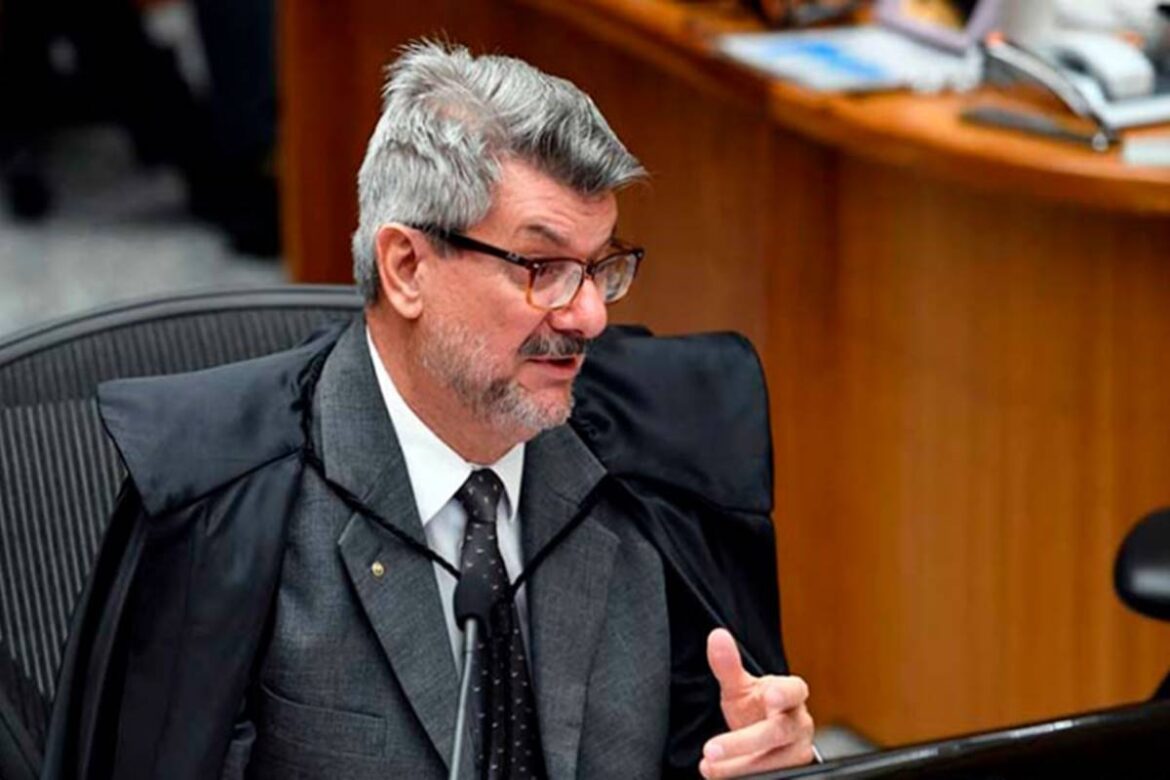 assedio:-defesa-de-buzzi-procura-ministros-do-stj-e-entrega-documento