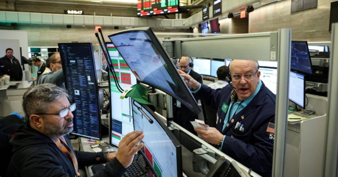 indices-caem-conforme-petroleo-sobe-12%-emercadodetrabalho-mostra-enfraquecimento