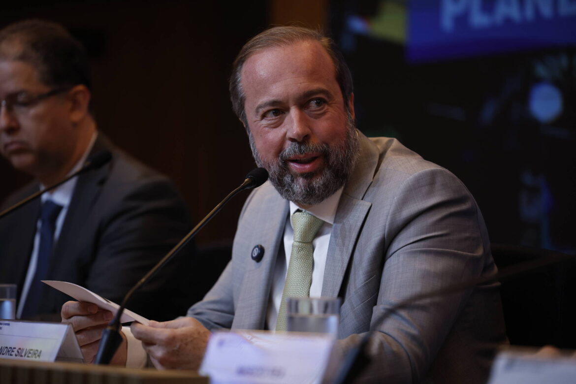 governo-federal-atrasa-aumento-do-biodiesel-em-combustivel-e-ignora-pressao-do-agro