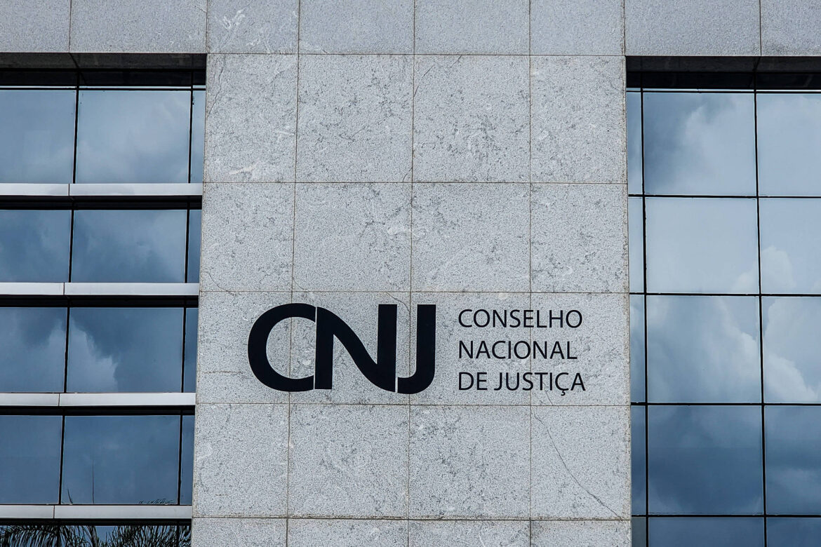 supersalarios-de-juizes-nao-garantem-produtividade-em-tribunais
