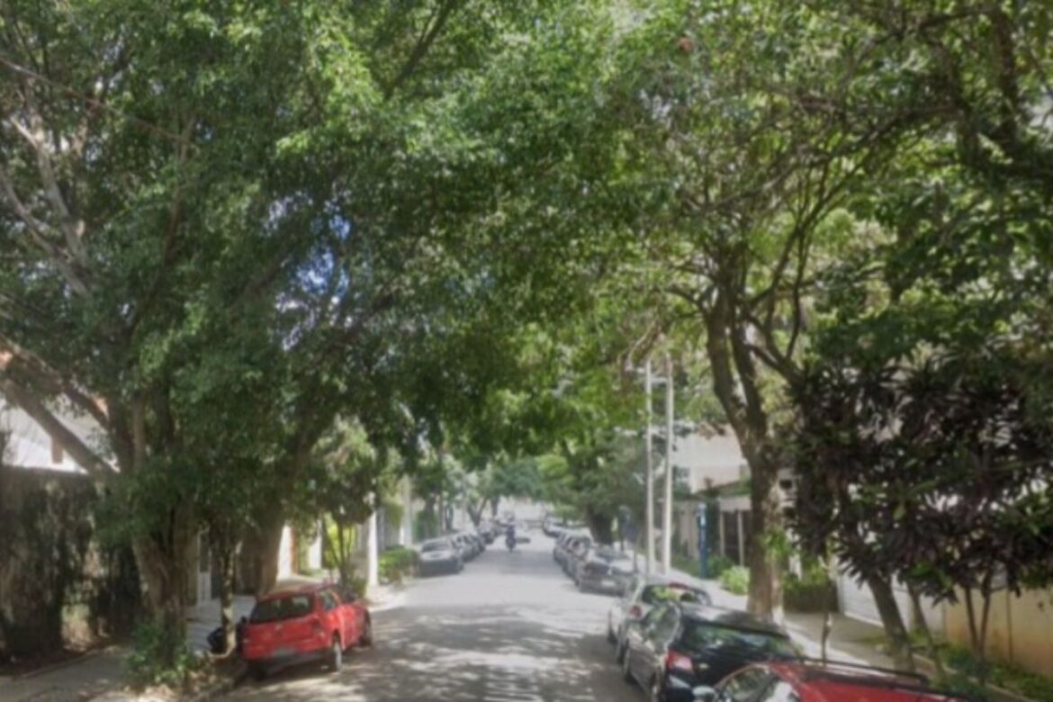 sp:-delegado-em-carro-blindado-e-roubado-por-trio-e-tem-arma-levada