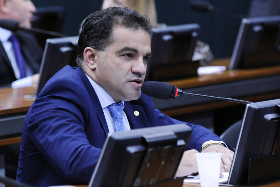 stf-tende-a-condenar-deputados-do-pl-e-sinalizar-ao-congresso-rigor-com-desvio-de-emendas