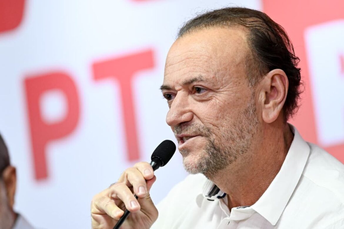 para-presidente-do-pt,-caso-master-deve-fortalecer-lula-eleitoralmente