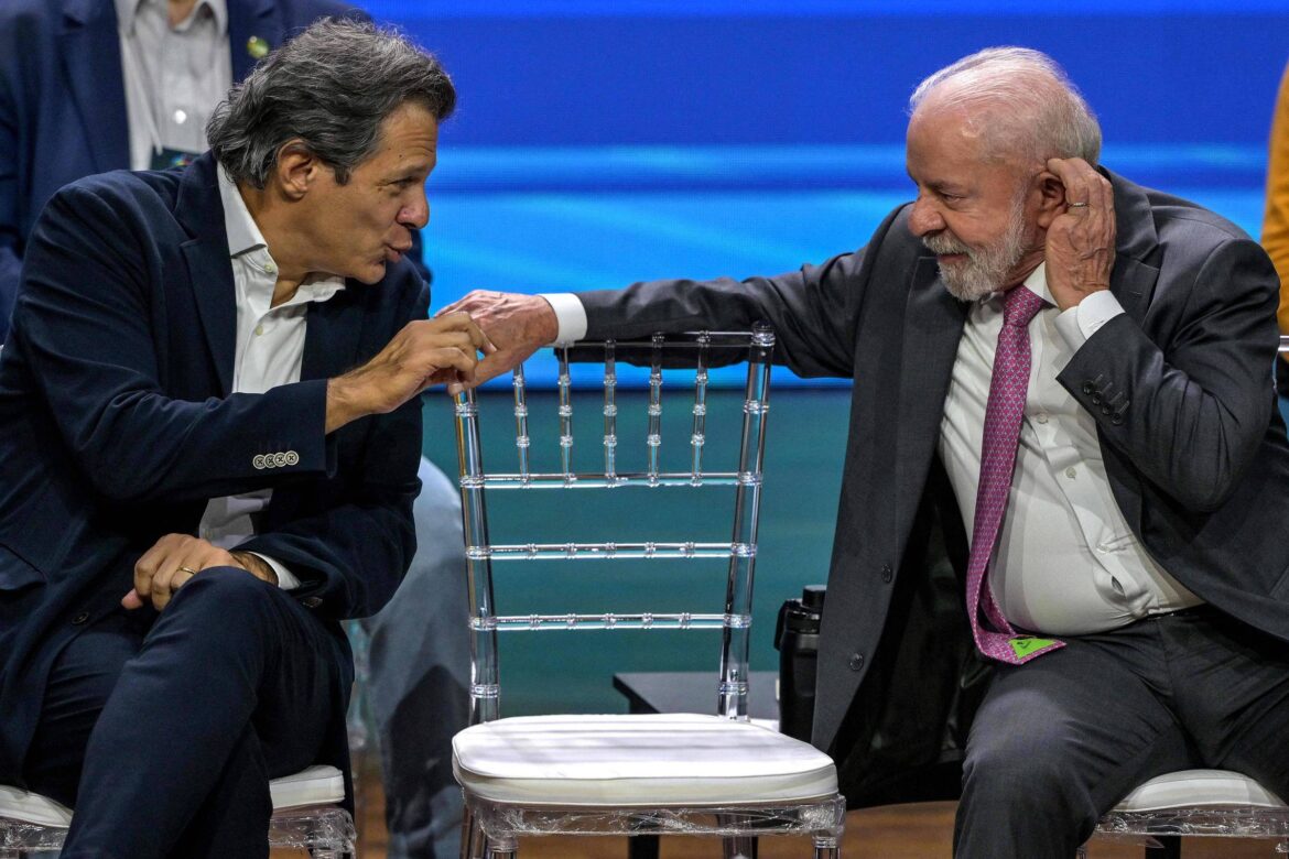 pt-faz-jantar-de-arrecadacao-com-convites-a-r$-1.000-e-presenca-esperada-de-lula