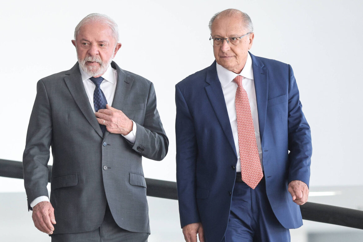 psb-ve-alckmin-consolidado-como-vice-de-lula-apos-haddad-decidir-sair-candidato-em-sp