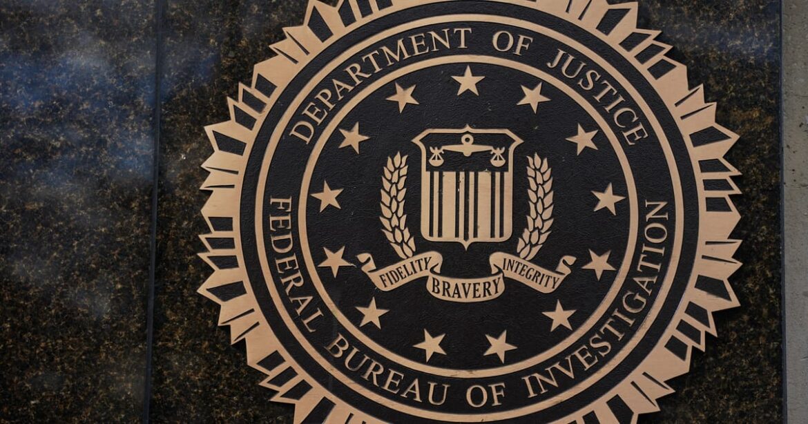 fbi-abre-primeiro-escritorio-no-equador-para-combater-trafico-de-drogas