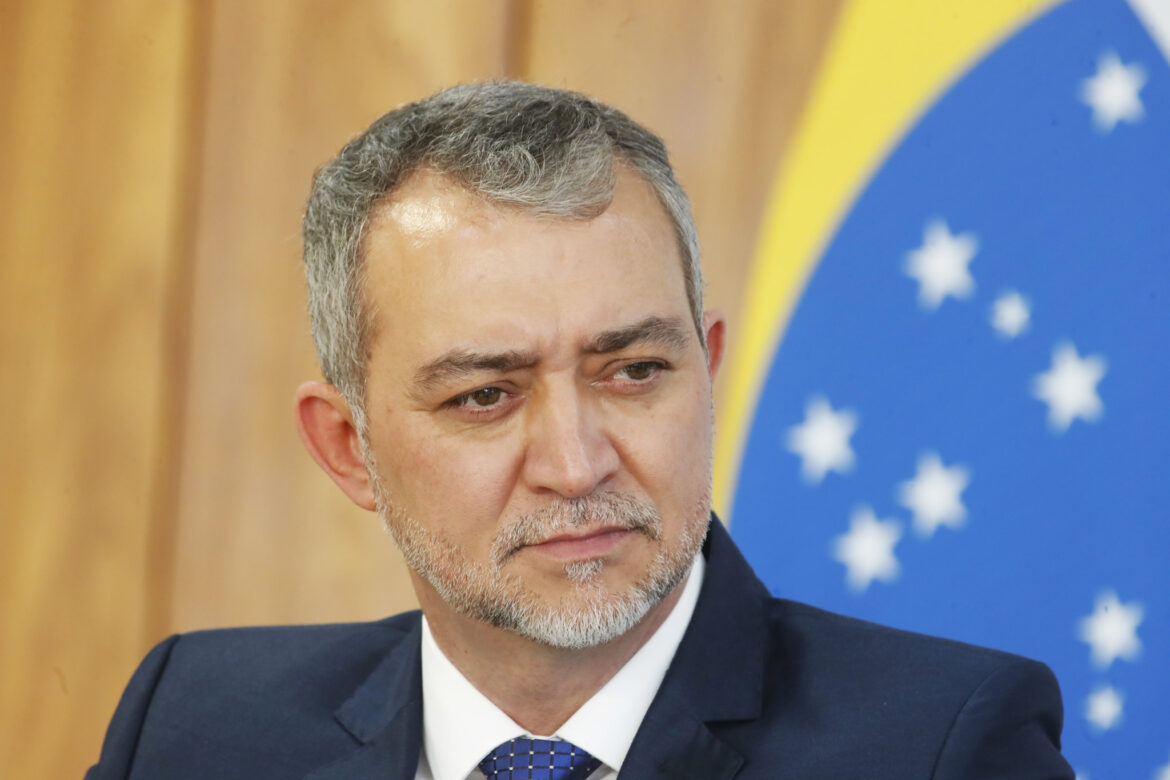 rs:-nome-do-pt-reafirma-candidatura-em-meio-a-articulacao-com-pdt