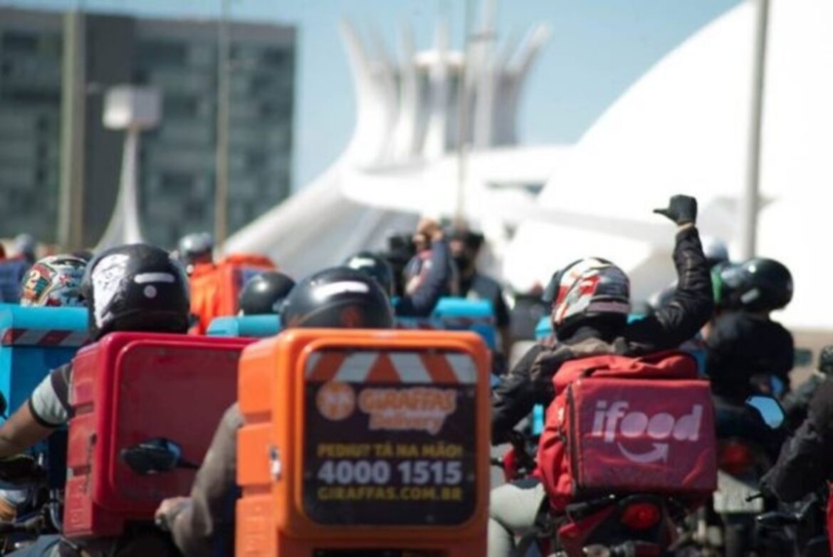 pl-planeja-dobrar-a-aposta-se-governo-votar-taxa-minima-para-motoboys