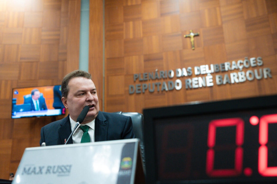 max-russi-propoe-acao-no-tjmt-e-derruba-taxa-de-icms-sobre-geracao-de-energia-solar