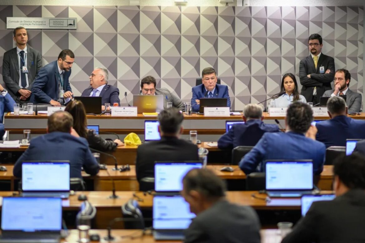 cpmi:-governistas-ameacam-incluir-flavio-em-relatorio-alternativo